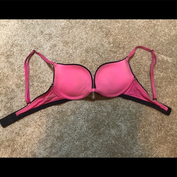 Victoria’s Secret push up bra - Picture 3 of 5